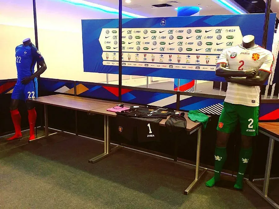 На живо: Франция – България