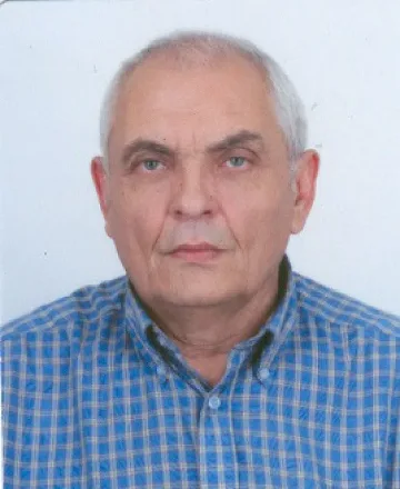 Радев ще бере ядове в сандвича на Калфин и Дончева