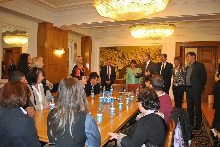 Цветанов: Полагаме усилия да подобри условията в социалните центрове