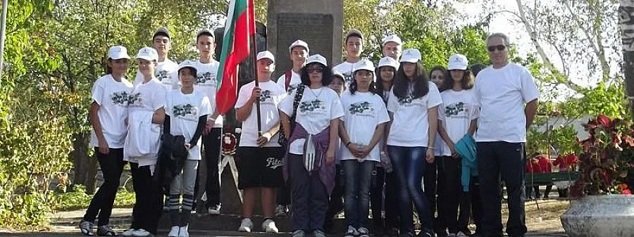 300 ученици тръгват на поход-поклонение 