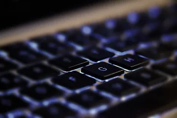 Фалшиви имейли от НАП заразяват с вирус