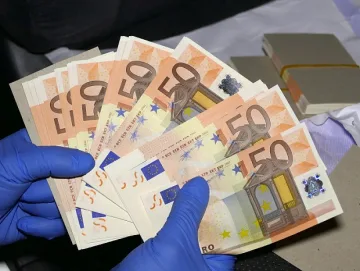 Разбиха наша банда, отпечатала над 3 млн. фалшиви евро