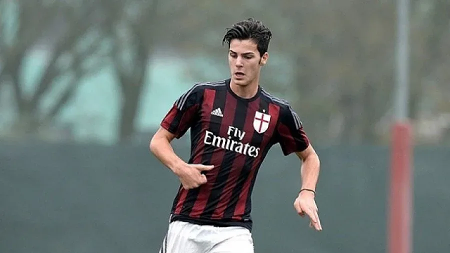 Българин в 60-те най-талантливи млади футболисти