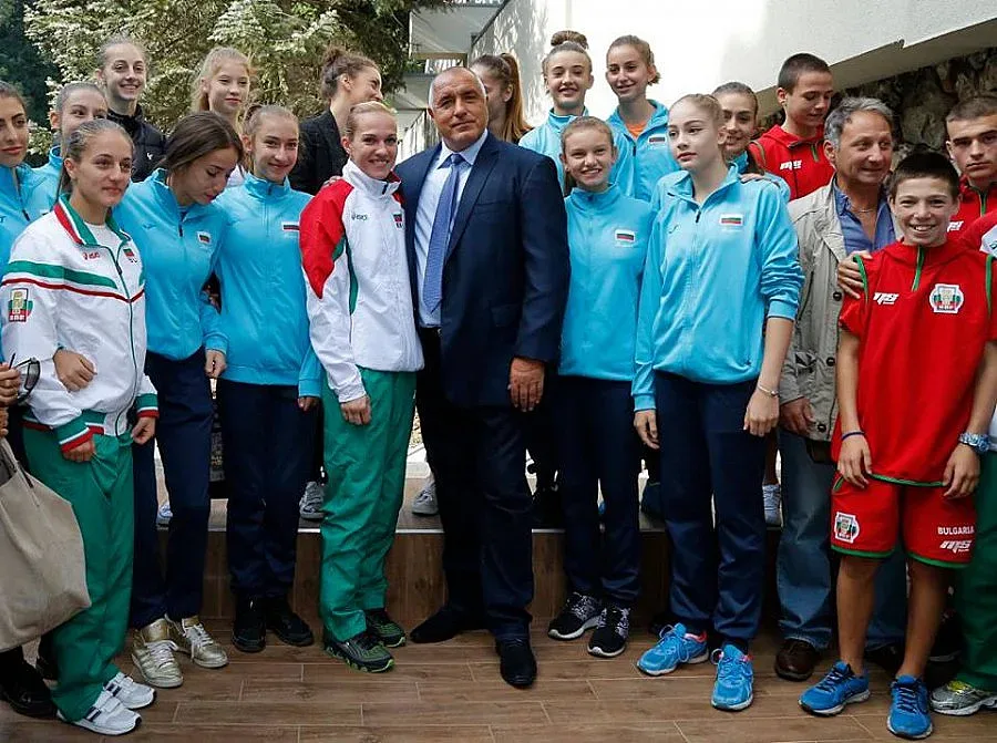 Премиерът: Залата в Бургас готова до 1 година