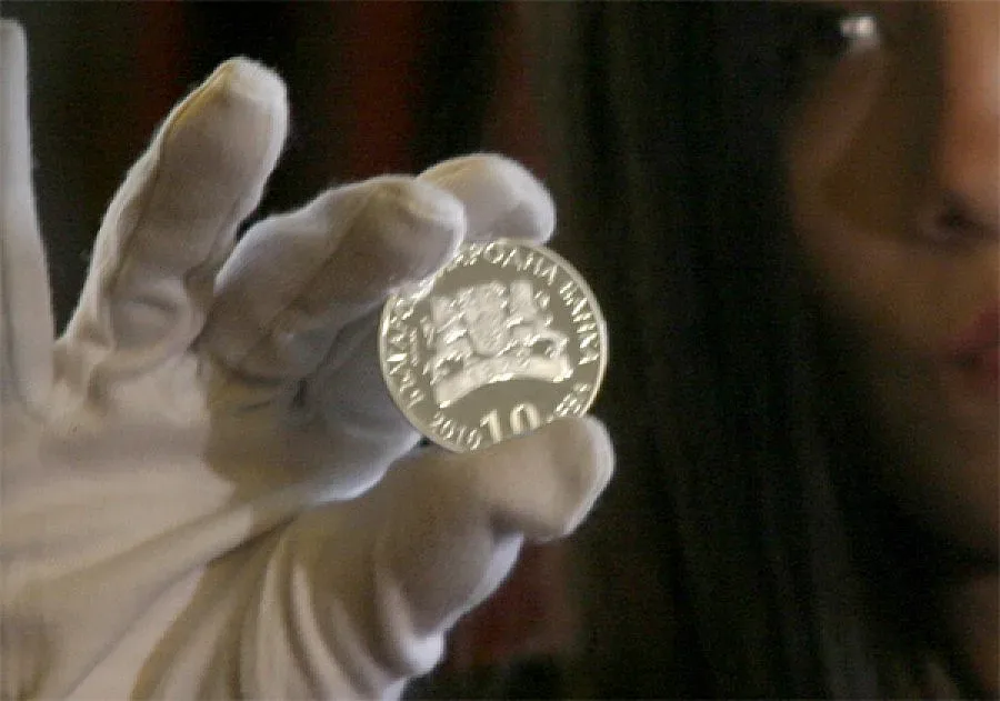 БНБ обяви конкурси за златни и сребърни монети