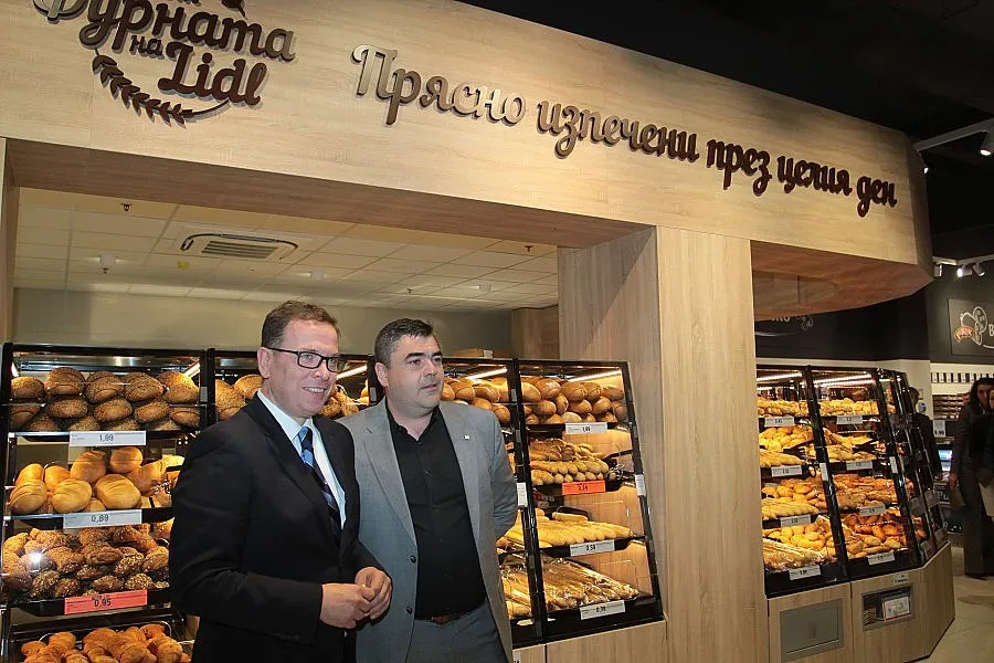 LIDL влезе в мол