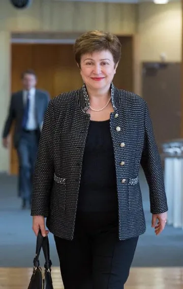 Жена на екшъна