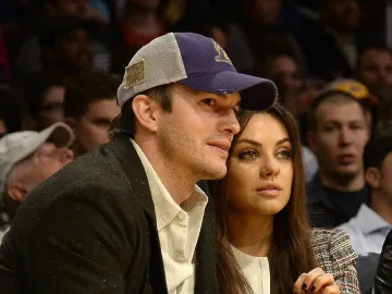 Мила Кунис и Аштън Къчър очакват бебе