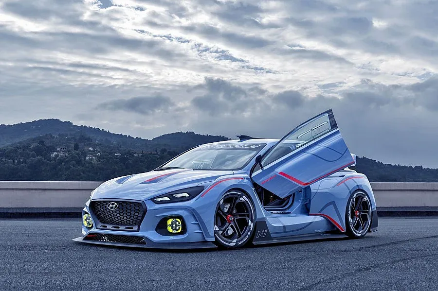 Hyundai представи в Париж концептуалния RN30