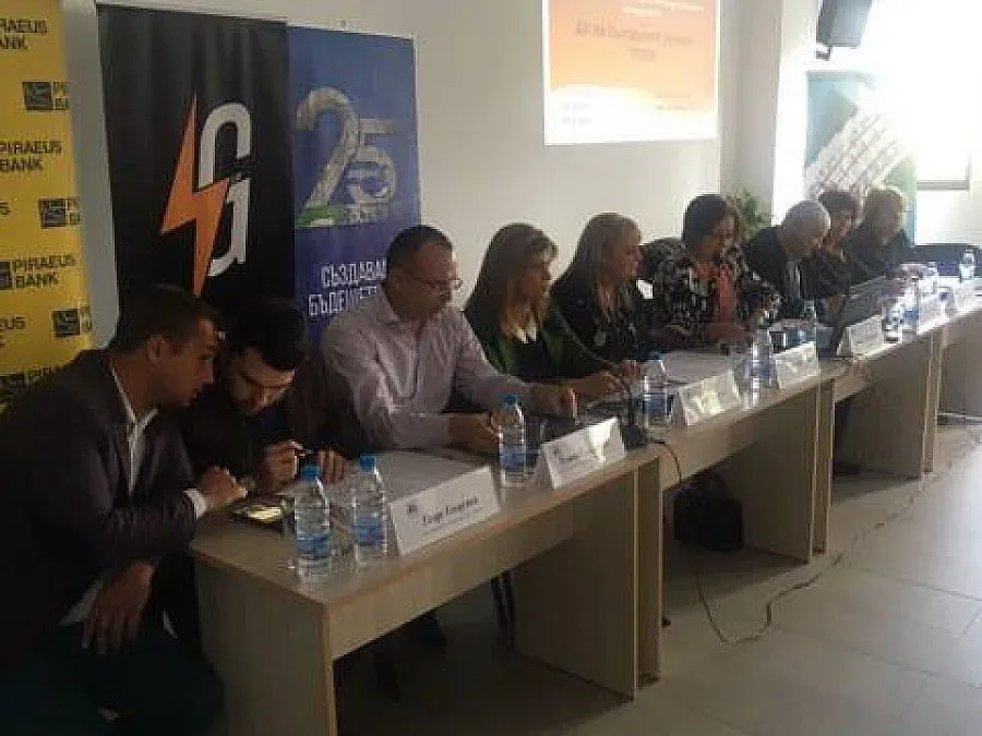 Власт и бизнес с план за Троян