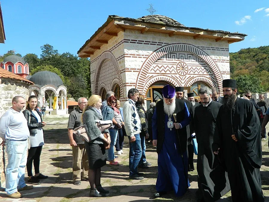 Три църковни хора пяха в Гигинския манастир