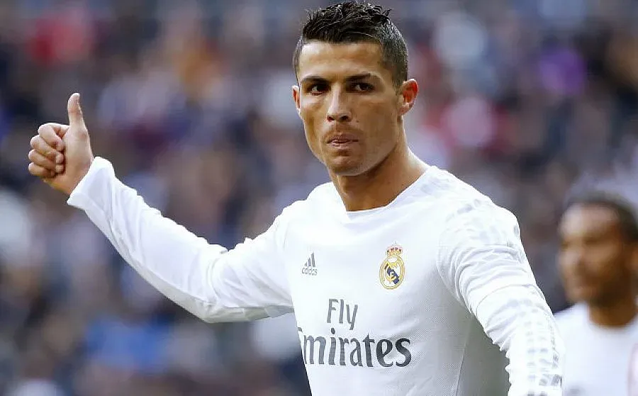 Мама Долорес теши Роналдо за издънка