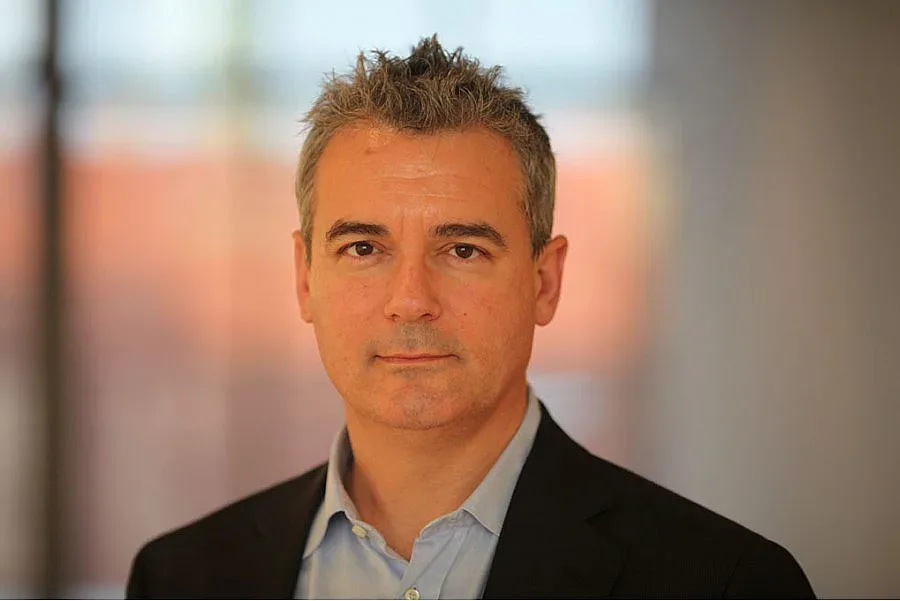 Илия Троянов разтърсва с нов роман