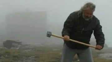 Македонец поруга БГ паметник на Каймакчалан