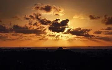 Слънчево в събота