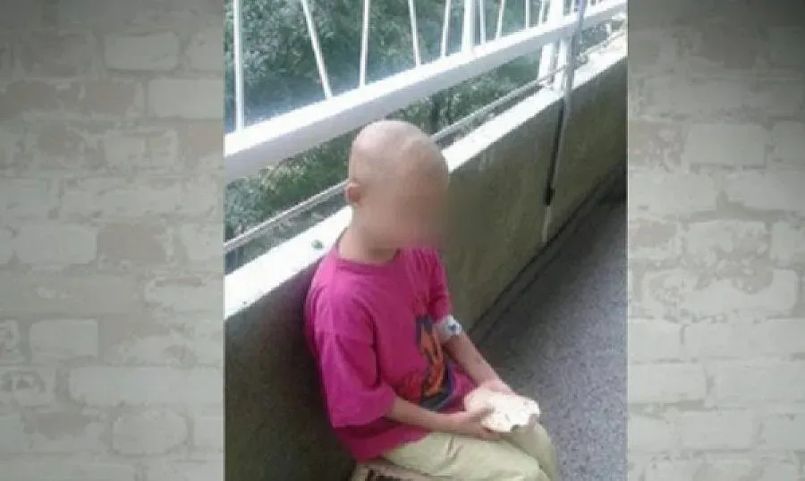 Родителските права на майката на Мустафа не са отнети