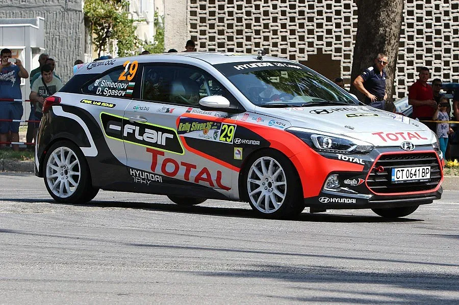 Екипажите на Hyundai Racing Trophy стартират и в рали "Сърбия"