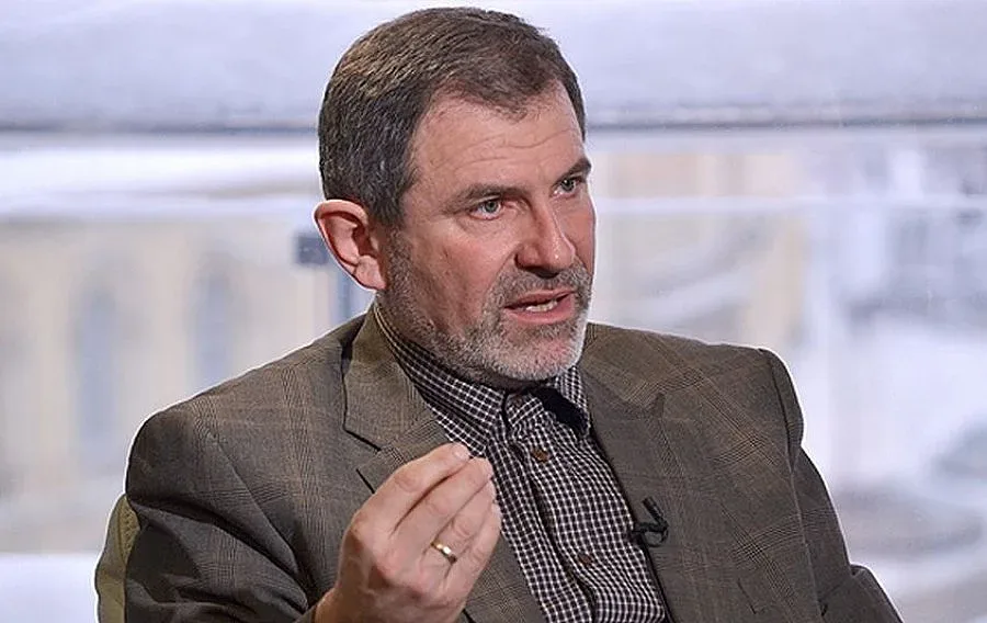 Да забранят на Толстой да влиза в България