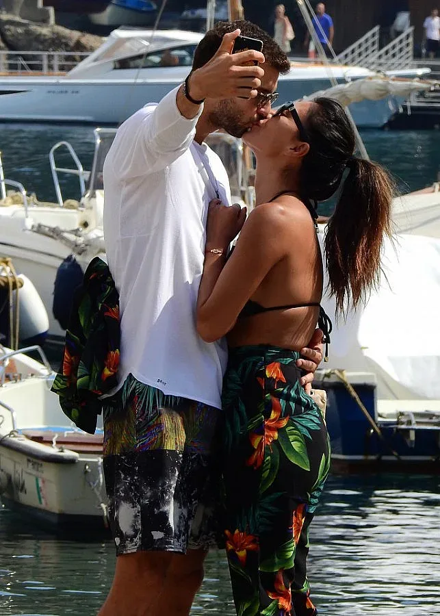 Гришо надяна халката на Никол