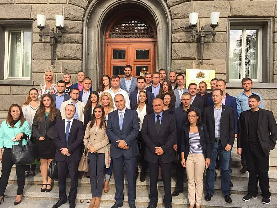 ГЕРБ се регистрира в ЦИК