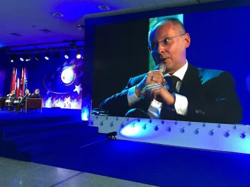 Станишев: Връщането към социалната държава ще извади Европа от кризата