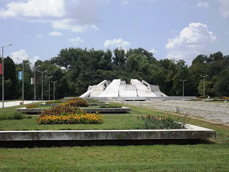 Пловдивските социалисти отбелязват 9ти септември на Братската могила