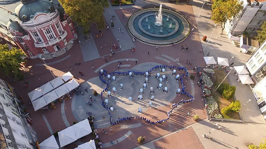 Над 280 младежи се вкючиха в инициативата "АзсъмТукБГ"