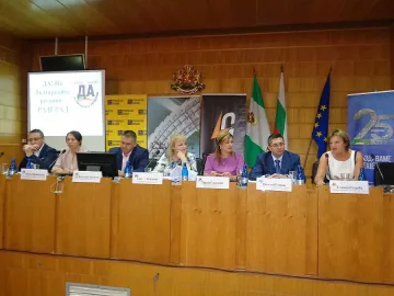 Повече пари за малките пътища (ОБЗОР)