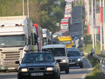 Гастарбайтери запушват пътя за Европа 