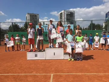 Денчева и Георгиев са №1 в "Мастър-са" на СК "Дема"