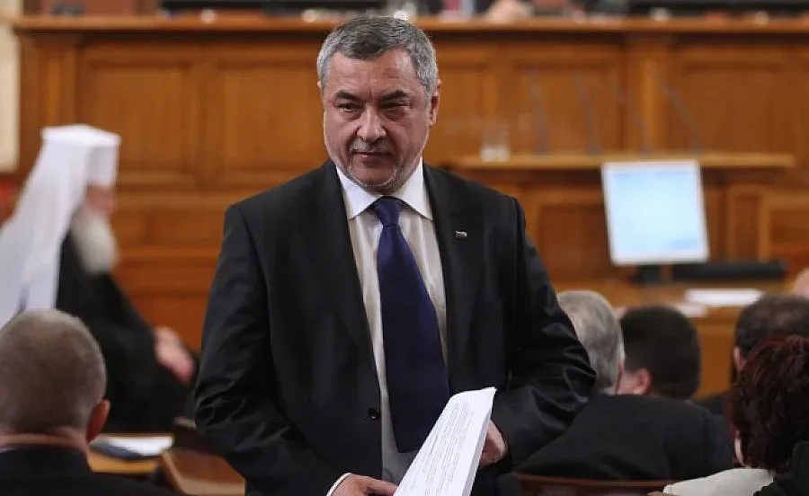 И ПФ с партийна декларация  за новия сезон