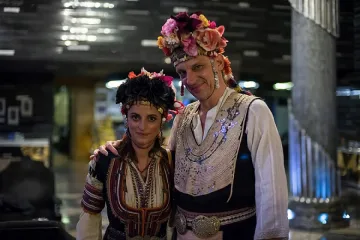 Белгийският крал с БГ носия във Венеция