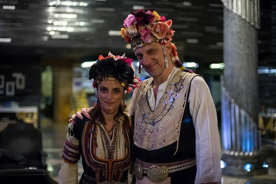 Белгийският крал с БГ носия във Венеция