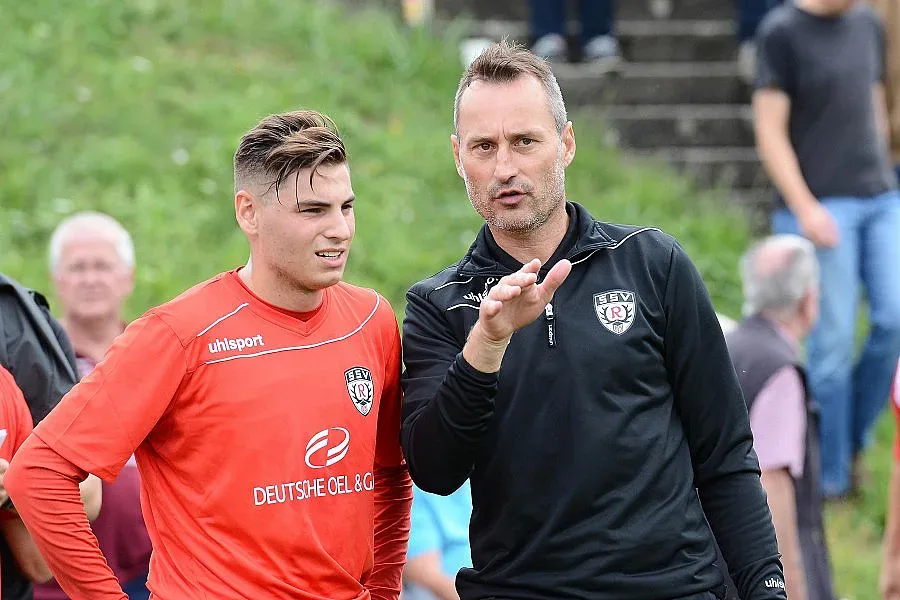 Донков с ВИП покана за бенефиса на Швайнщайгер