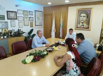 ГЕРБ издига БГ Меркел (ОБЗОР)