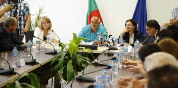 Отказваме Европа да ни връща бежанци (ОБЗОР)