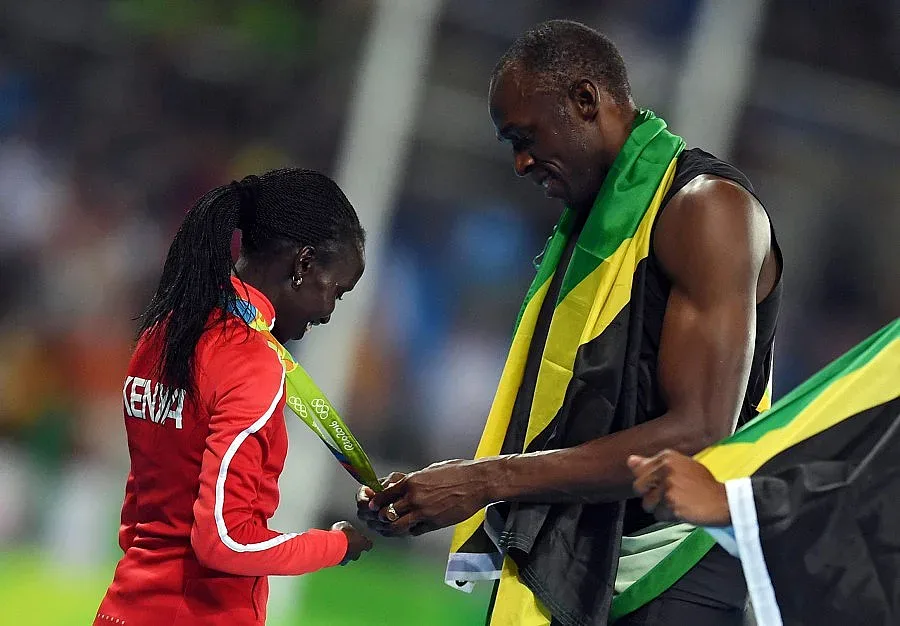 Болт разпусна със сексмаратон