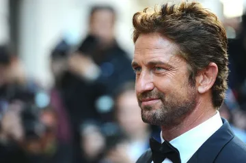 Чакаме Джерард Бътлър