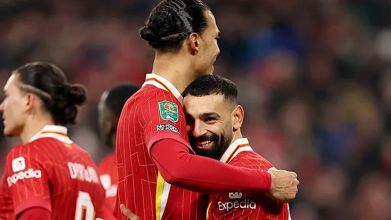 Ливърпул размаза Тотнъм и е на финал за Купата на Лигата