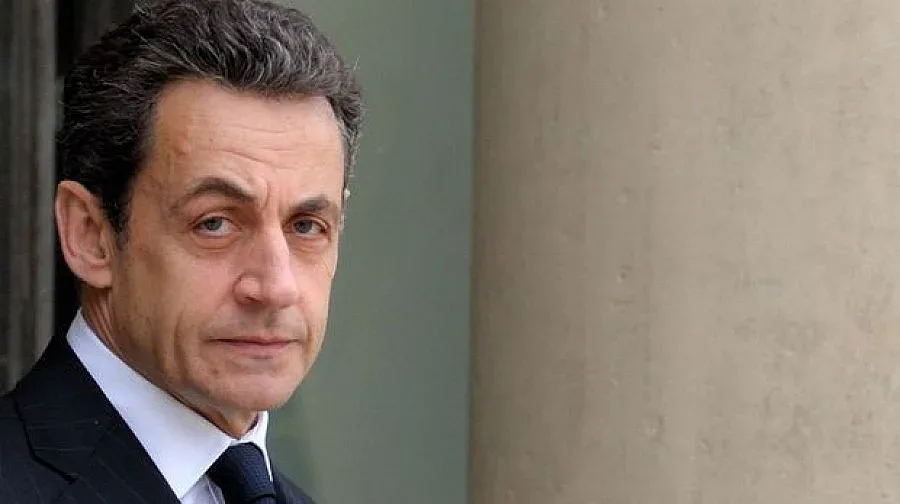 Саркози се кандидатира за президент