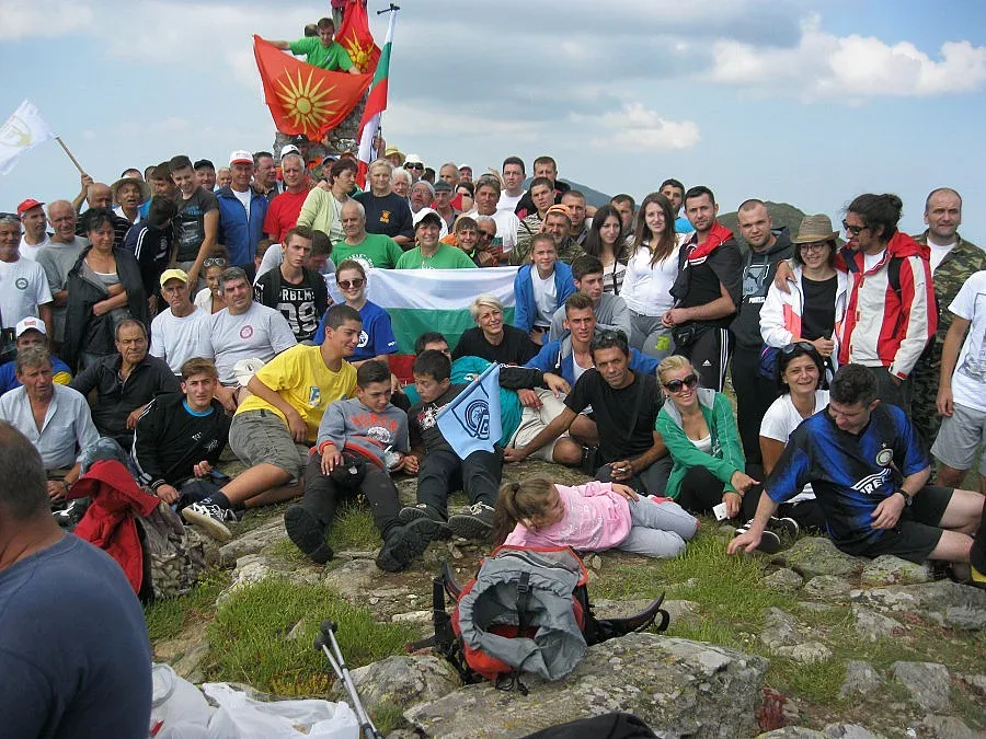 Планинари от България и Македония с поход до връх Тумба