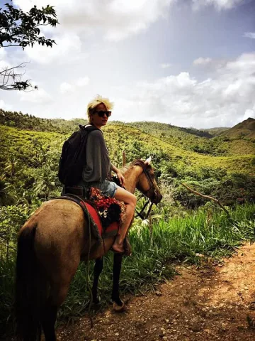 Рут Колева ще помага на самоубийци