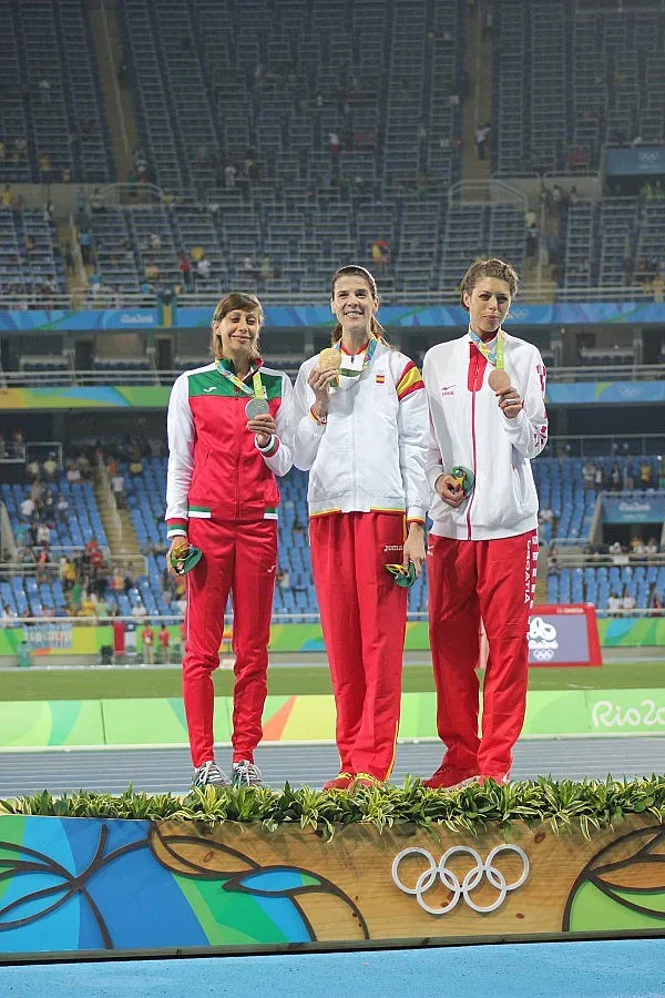 200 000 лева за сребърния скок на Мирела