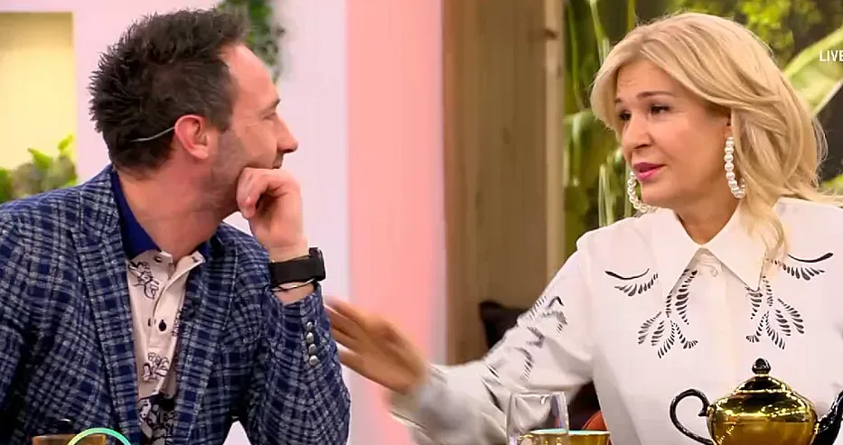 Гала изчерви панелист с шега за свалка