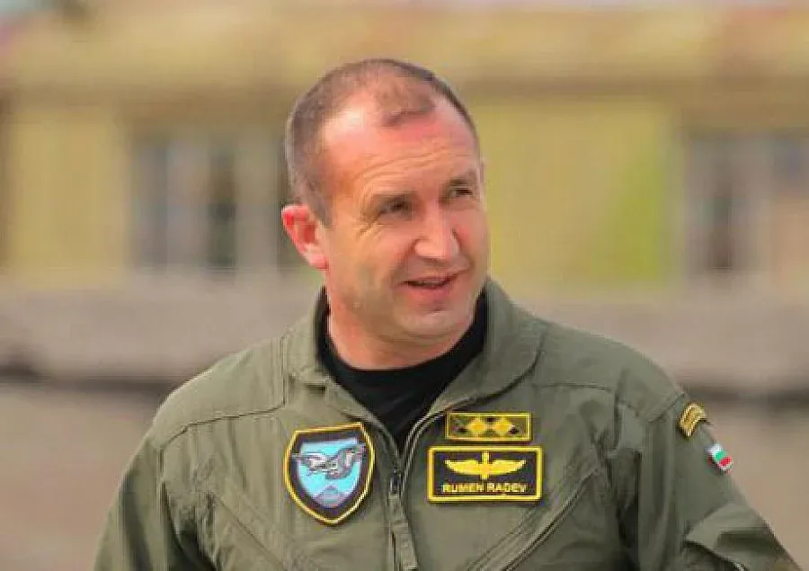 Официално: Ген. Радев е освободен от длъжност