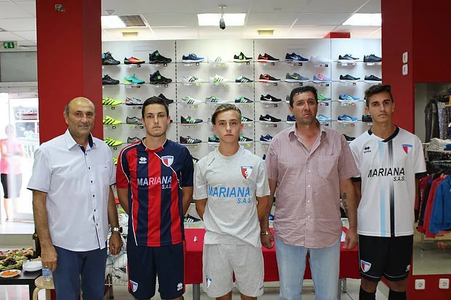 "Марек" представи новите екипи в Sport Depot