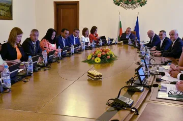 Правителството отпусна още 27 млн. на общините