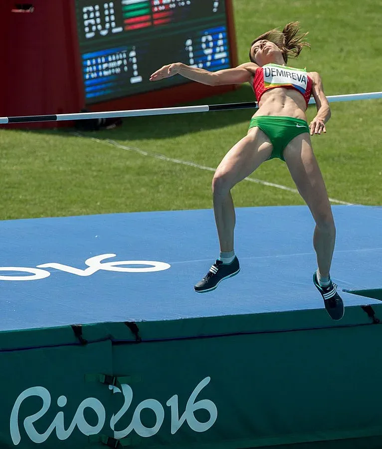 Демирева е финалистка в скока на височина