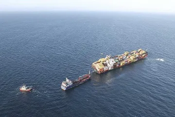 Отвлякоха малайзийски петролен танкер