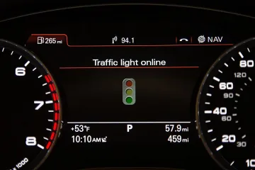 Научиха Audi да разпознава светофара